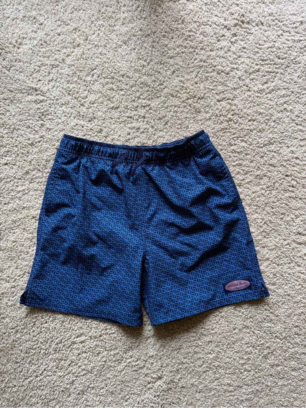 Vineyard Vines Boys Chappy Swim Trunks L Navy Whale Print